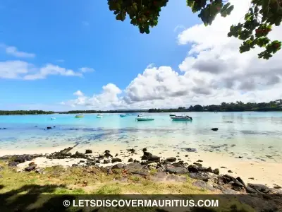 Blue Bay beach Mauritius image