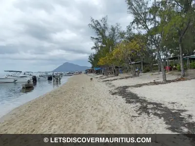 Île Aux Benitiers Mauritius image