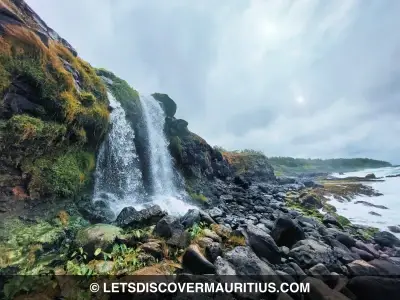 Senneville Waterfall Mauritius image